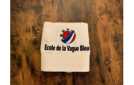 Serviette brodée AEVB + Logo